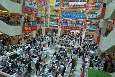 山寨機的“百貨商店” 那些年，我們手中無所不能的“萬能手機”